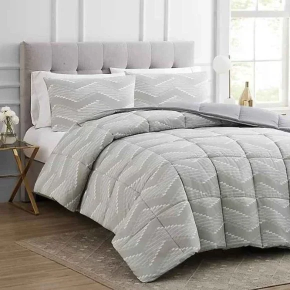 Reversible 2-Piece Chevron Twin Comforter Set in Grey